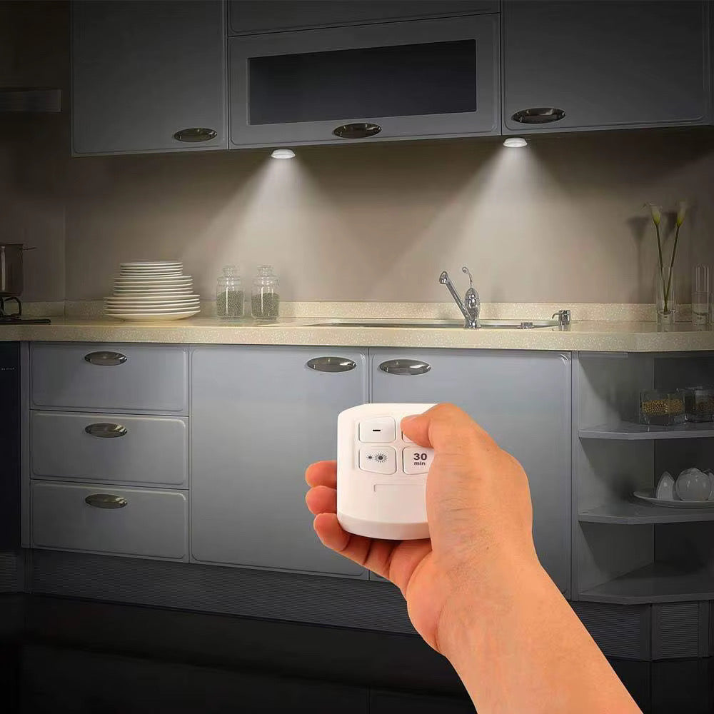 Dites Adieu aux Zones Sombres ! Pack de 3 Spots LED Sans Fil avec Télécommande,Éclairez Votre Intérieur Sans Percer de Trous – Lot de 3 Lampes LED Multi-Usages
Solution Éclairage Magique : 3 Spots LED Tactiles + Télécommande Intelligente